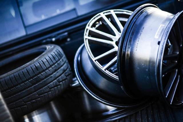 Автомобильные диски: типы и характеристики титановых колесных дисков на авто