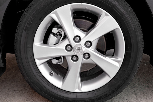 Разболтовка Тойота Королла, о разболтовке колесных дисков на toyota avensis