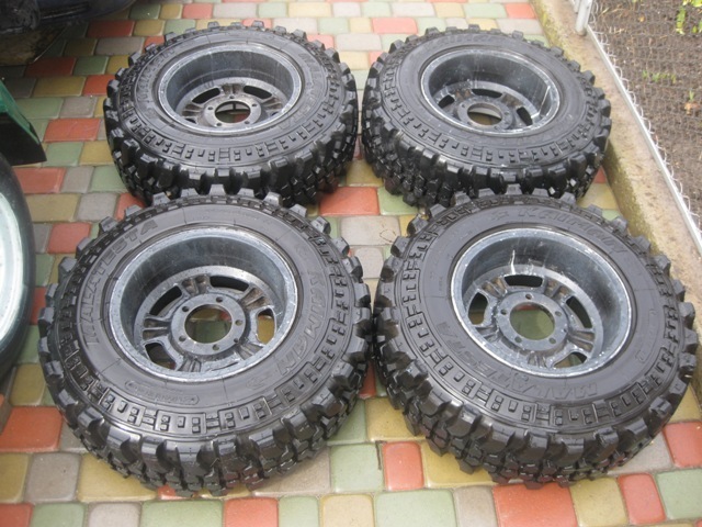 Резина на УАЗ Буханка: размер грязевых зимних шин, Буханка на больших колесах