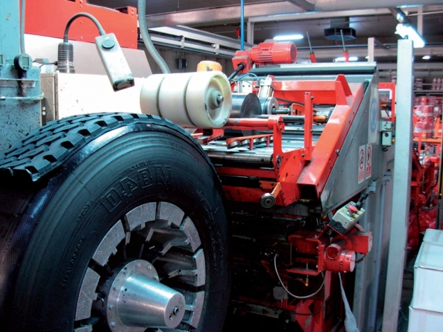 Восстановление шин: оборудование для восстановления протектора легковых покрышек